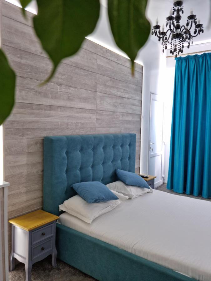 Bravo Rooms Targu Jiu Room photo